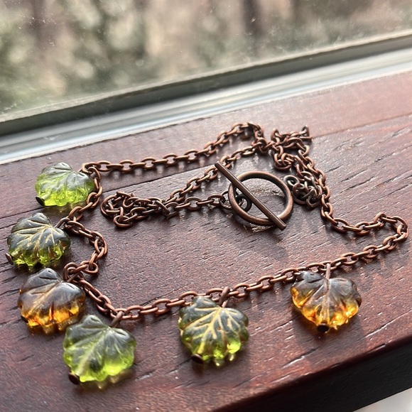 Leaf necklace 🍁🍂 - Picture 2 of 5